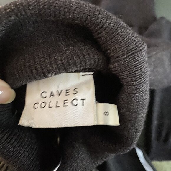 Caves Collect | Black Pure Wool Cropped Turtleneck Sweater – Size S 🖤✨ - Picture 8 of 11